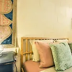 'feel@home' Retro Designer 30sec From Apartmán