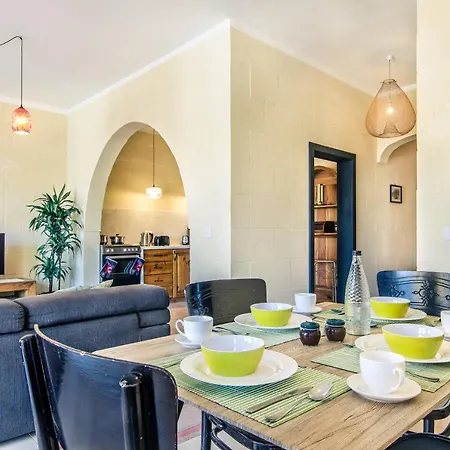 'feel@home' Retro Designer 30sec From Apartment Xlendi