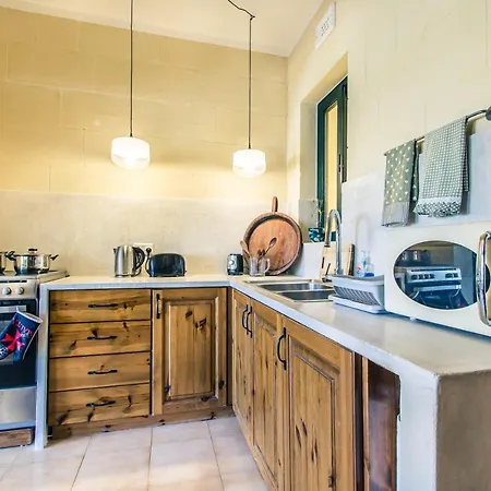 Apartamento 'feel@home' Retro Designer 30sec From Xlendi