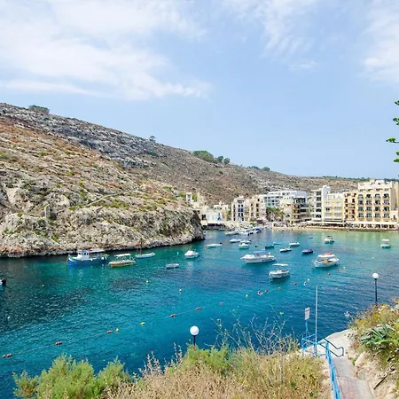 'feel@home' Retro Designer 30sec From *