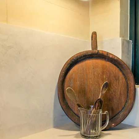 'feel@home' Retro Designer 30sec From Apartamento *