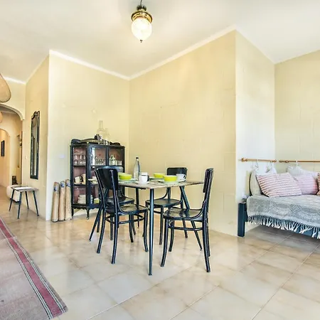 'feel@home' Retro Designer 30sec From *