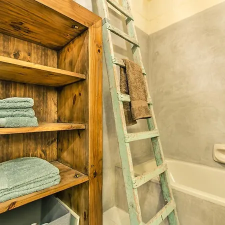 'feel@home' Retro Designer 30sec From *