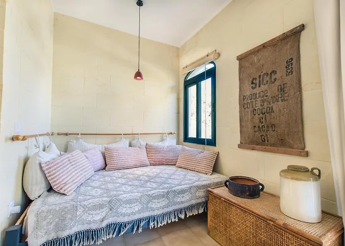 アパート 'feel@home' Retro Designer 30sec From