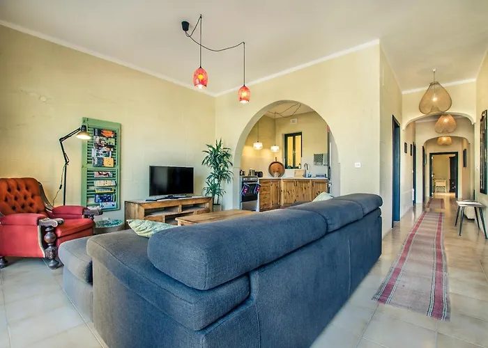 'feel@home' Retro Designer 30sec From アパート クレンディ